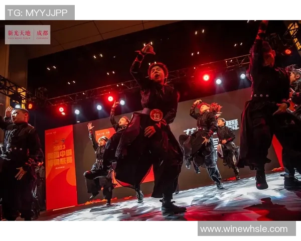 赛后分析:武汉街舞队与成都街舞队在灵活性上的精彩对决与表现探讨